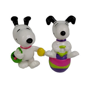 Peanuts SNOOPY Figures Easter Themed United Feature Syndicate Rubber